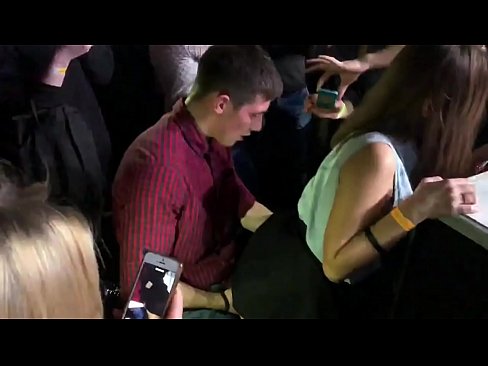 ❤️ Sess reali f'nightclub Russu. Tfajla Russa ta’ 18-il sena fl-anus u l-vaġina fucked f’nightclub ☑ Vidjow tas-sess lilna mt.eviewporn-com.ru ❌❤